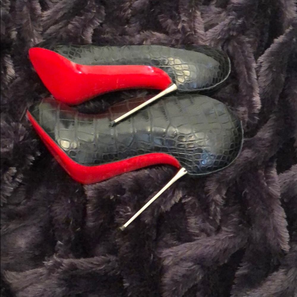 LOUBOUTION CROC FATSTISSIMA